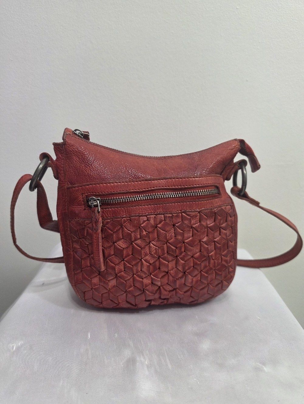 Vilenca Red Woven Leather Crossbody Bag